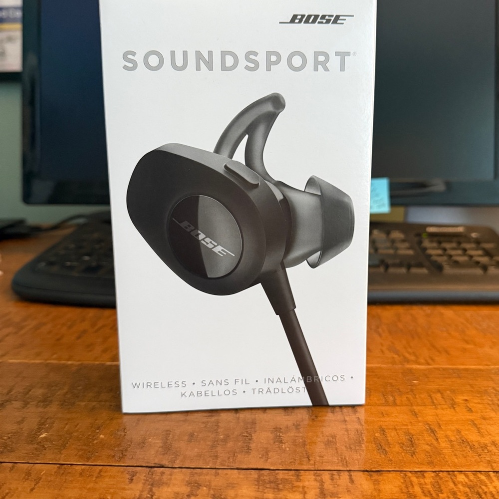Bose soundsport wireless headphone - Picture 2 of 4
